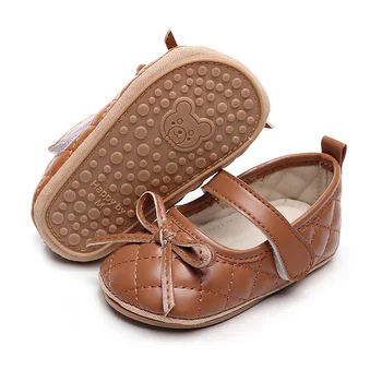 BeQeuewll/ Осенняя обувь Мэри Джейн для маленьких девочек; стеганые туфли принцессы на плоской подошве с милым бантом; повседневная обувь для прогулок для новорожденных малышей;